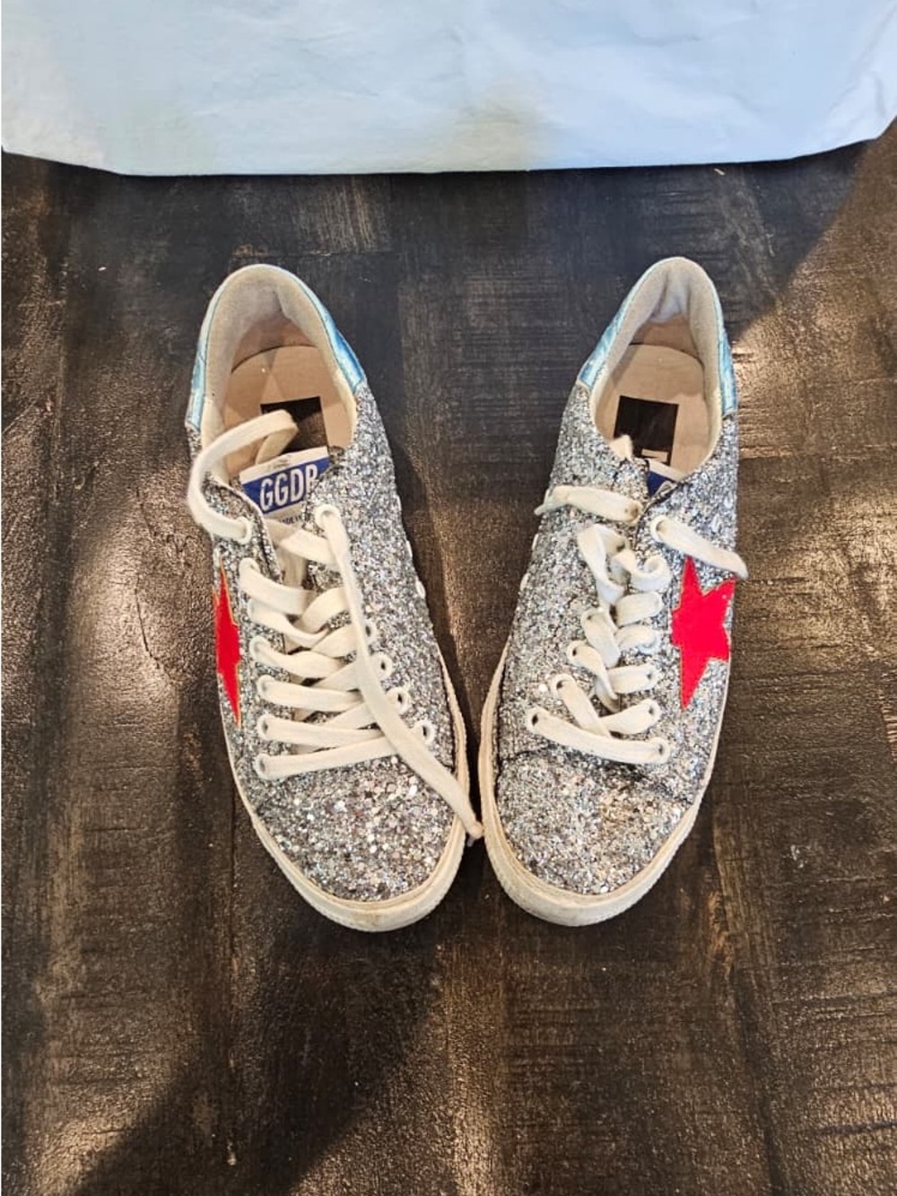 Golden Goose Superstar Silver Glitter Red Star Sneakers ✨